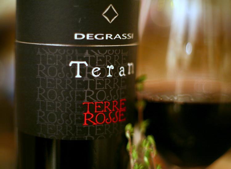 Terre Rosse wine Degrassi