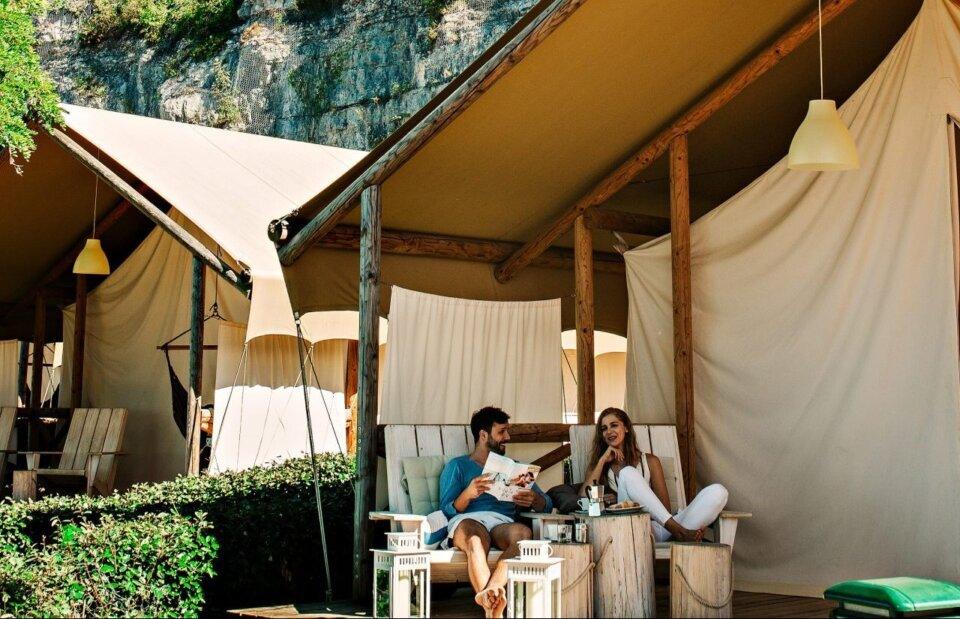 lanterna-premium-camping-resort-glamping-village_13-2869-original-1