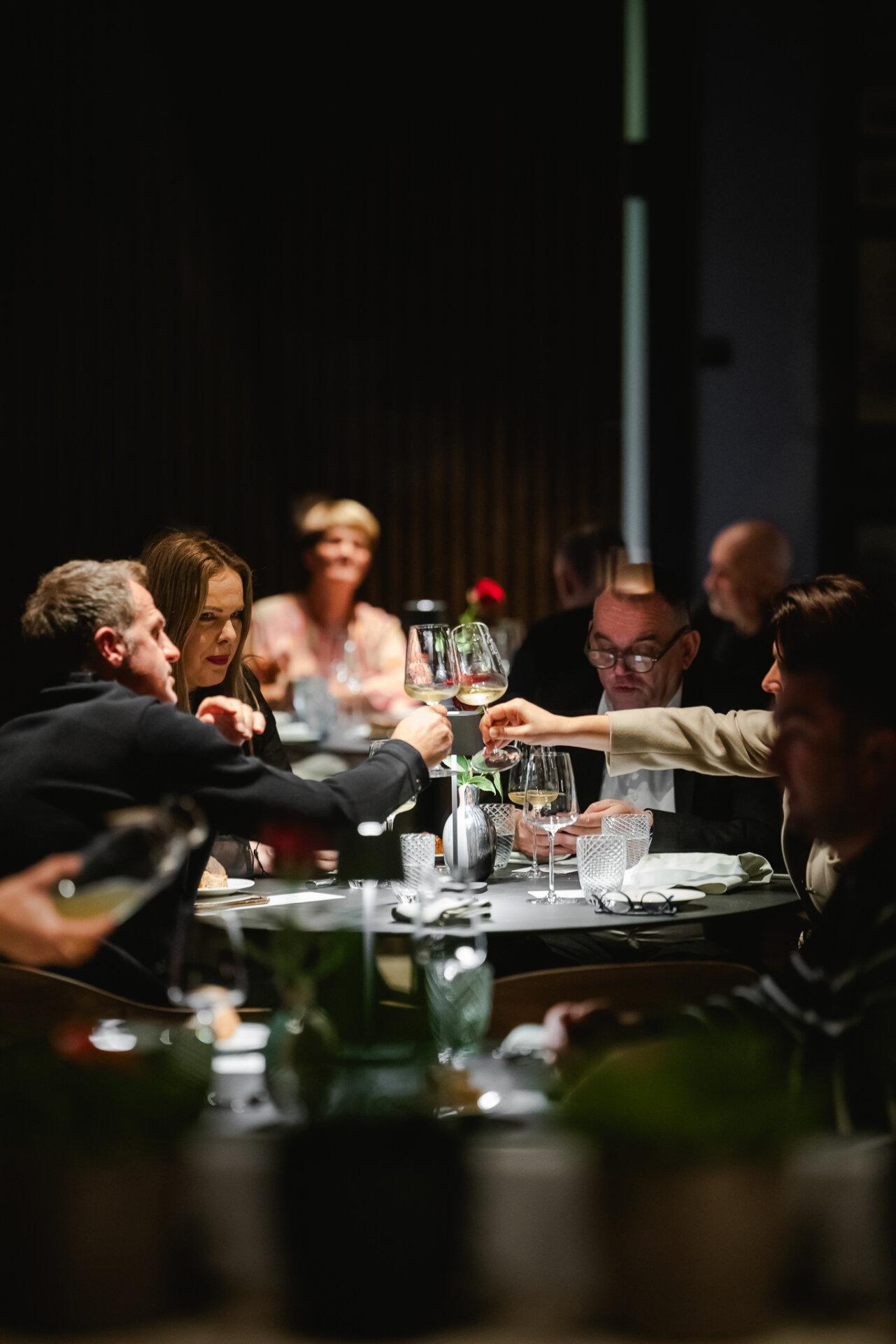 Guest enjoying dinner in Spinnaker