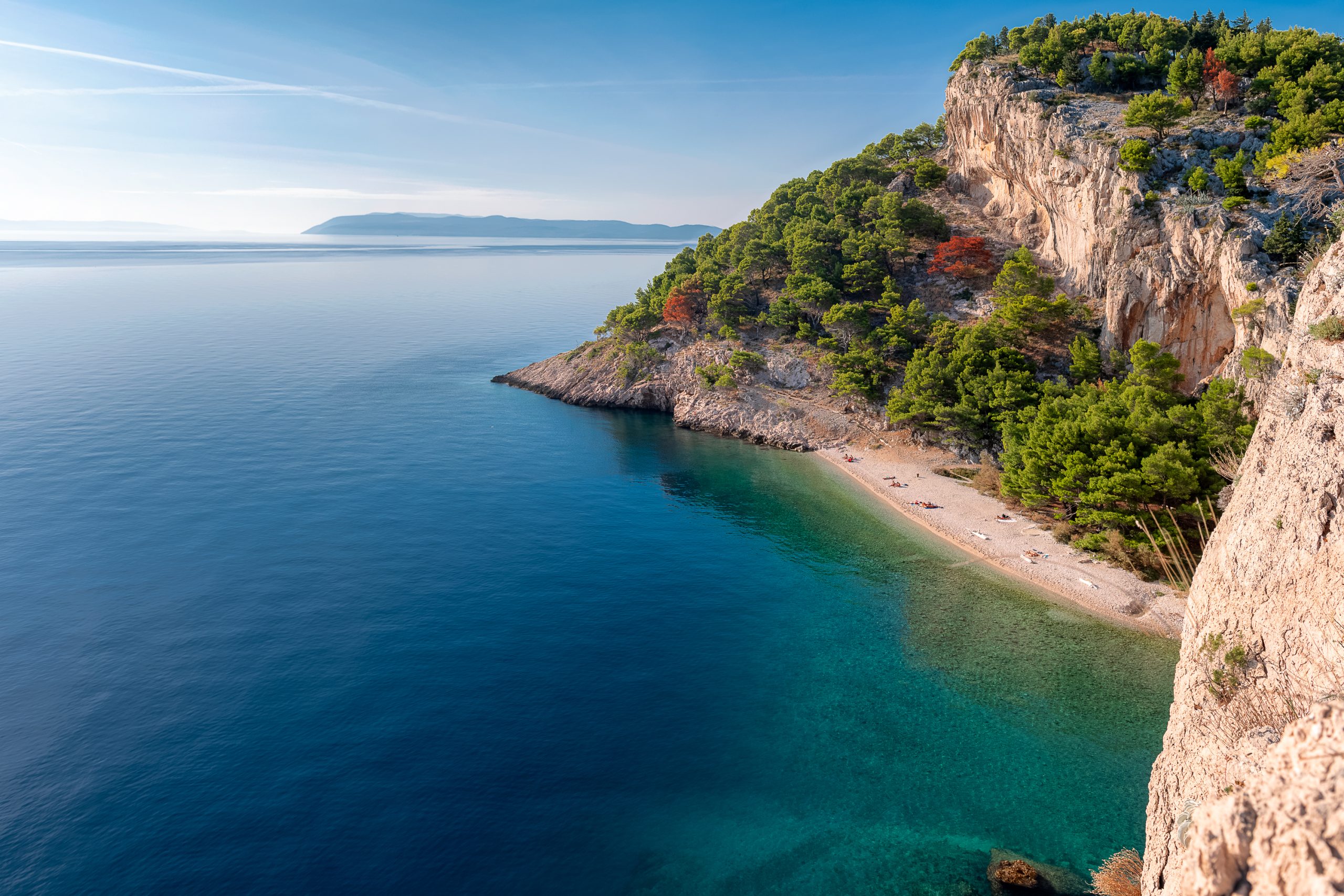 : Wundersch&ouml;ne Blauschattierungen an der Adriak&uuml;ste von Makarska