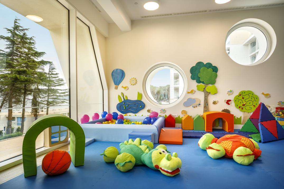 Girandella Maro Suites Maro Club