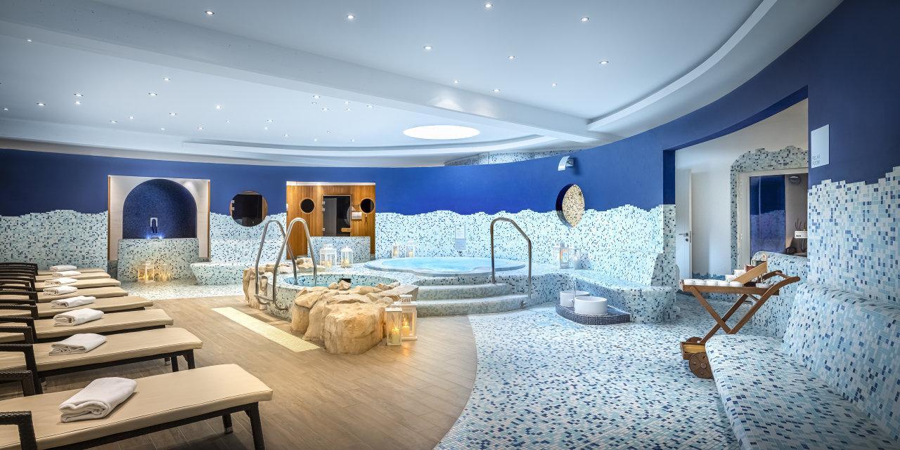 Valamar Diamant Hotel - Indoor Pool & Spa Zone 