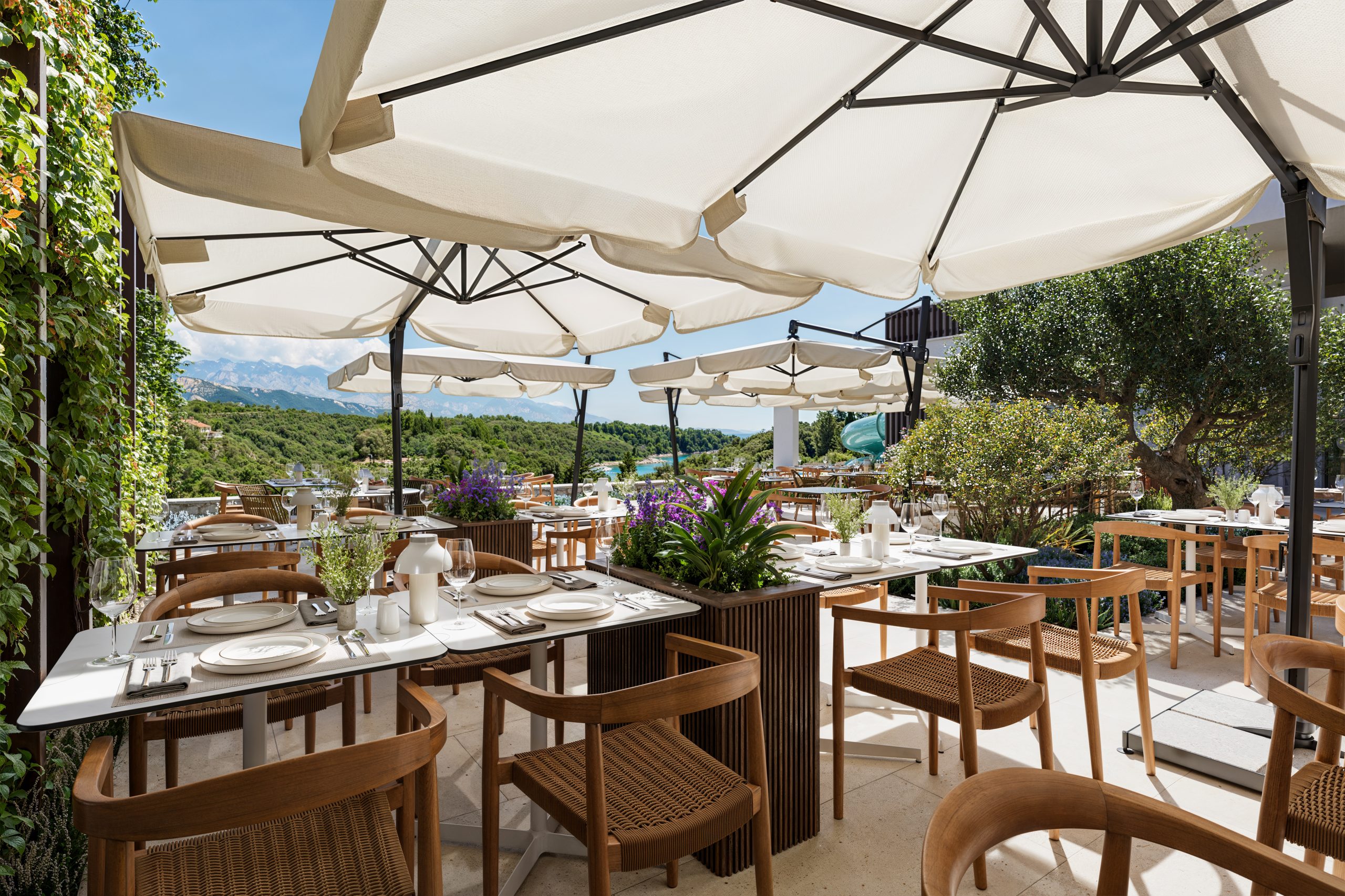 Arba resort restaurant terrace