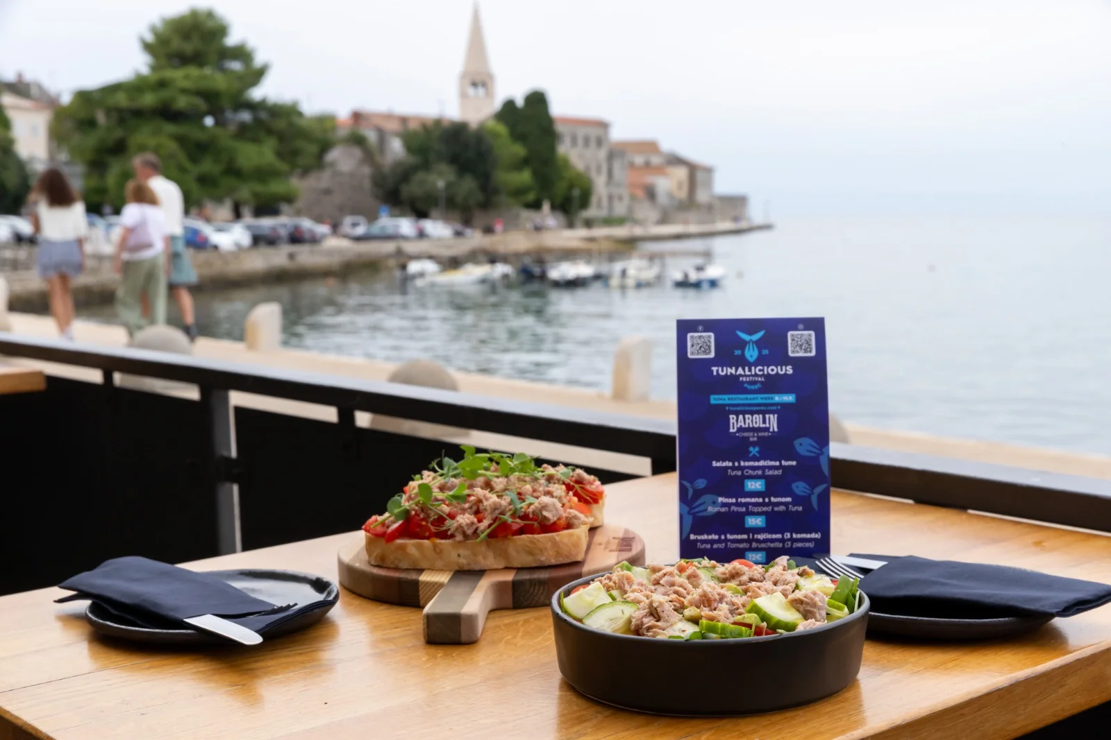 Tuna salad and tuna-topped bruschetta served at the restaurant during Tunalicious Festival in Poreč.