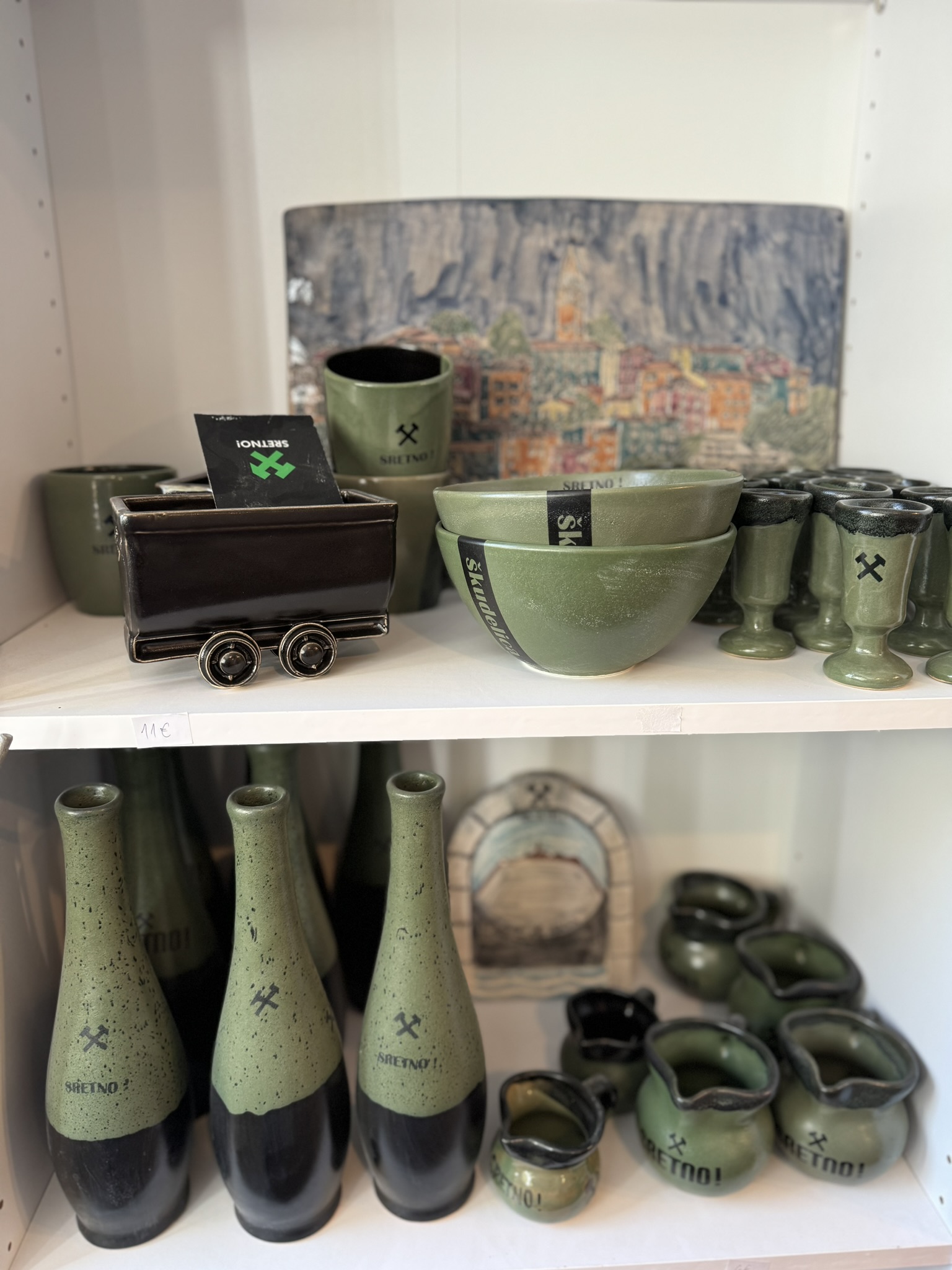  Souvenirs made by Merania for Miner&rsquo;s House Arsia in Ra&scaron;a