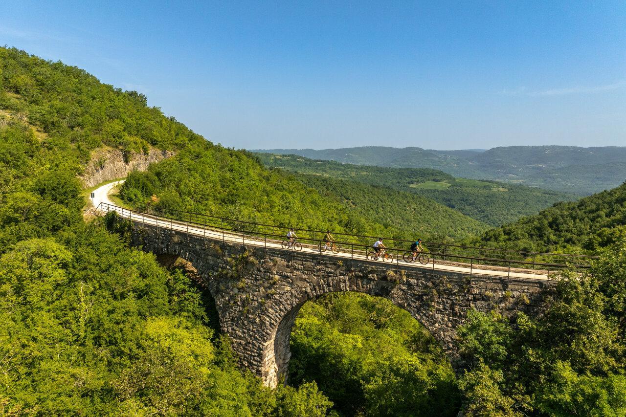 Parenzana trail 01 (11096) [lowres]