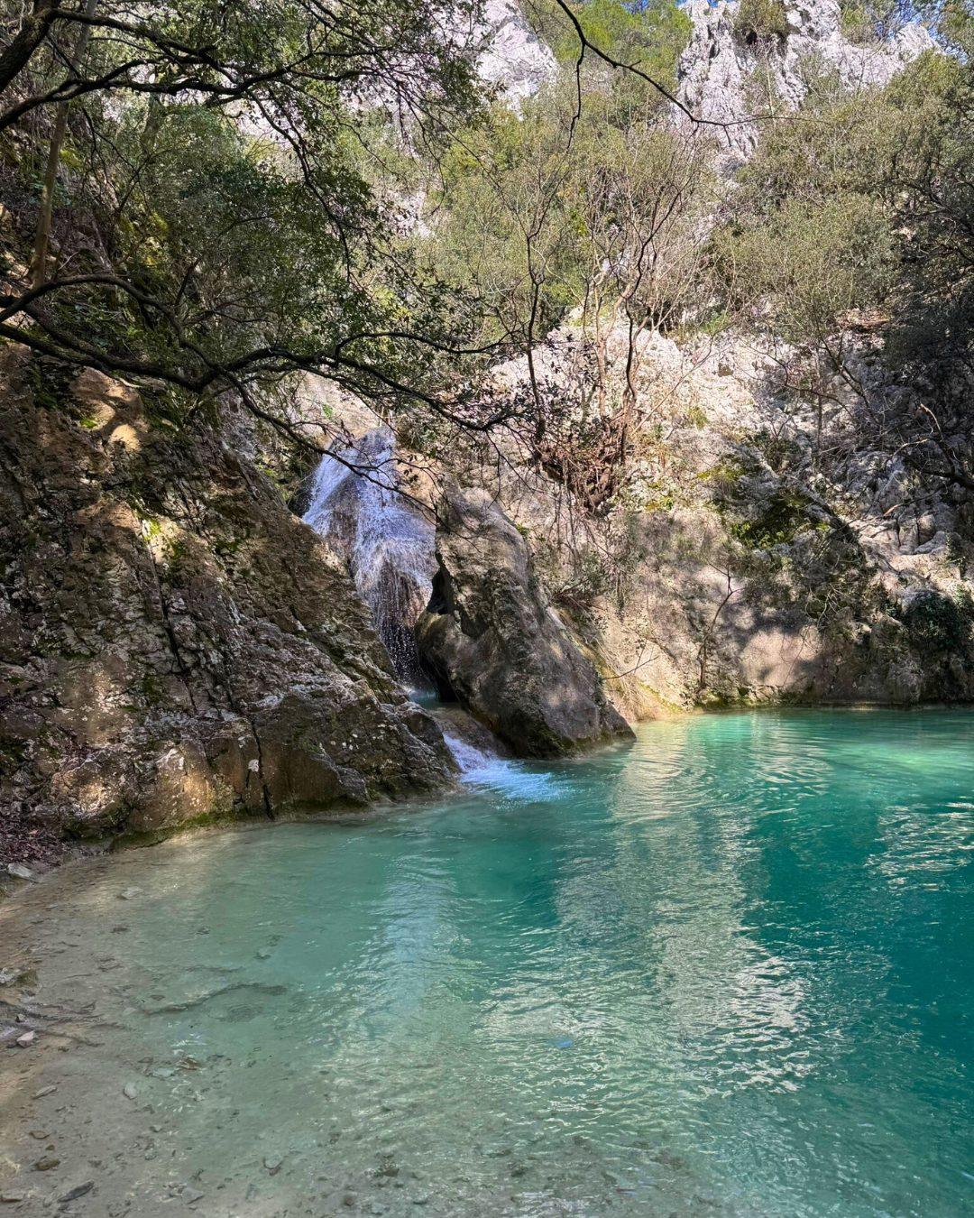  Pećina waterfall is full of water