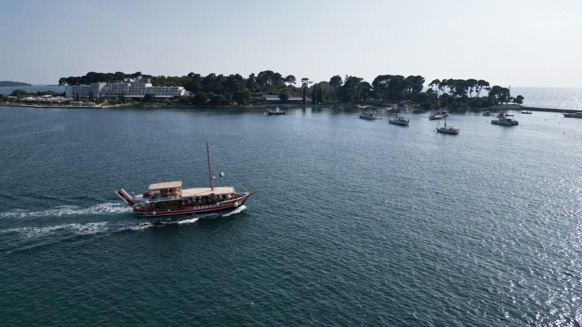 Panoramic Boat Tour Kristofor in the Waters Around Poreč