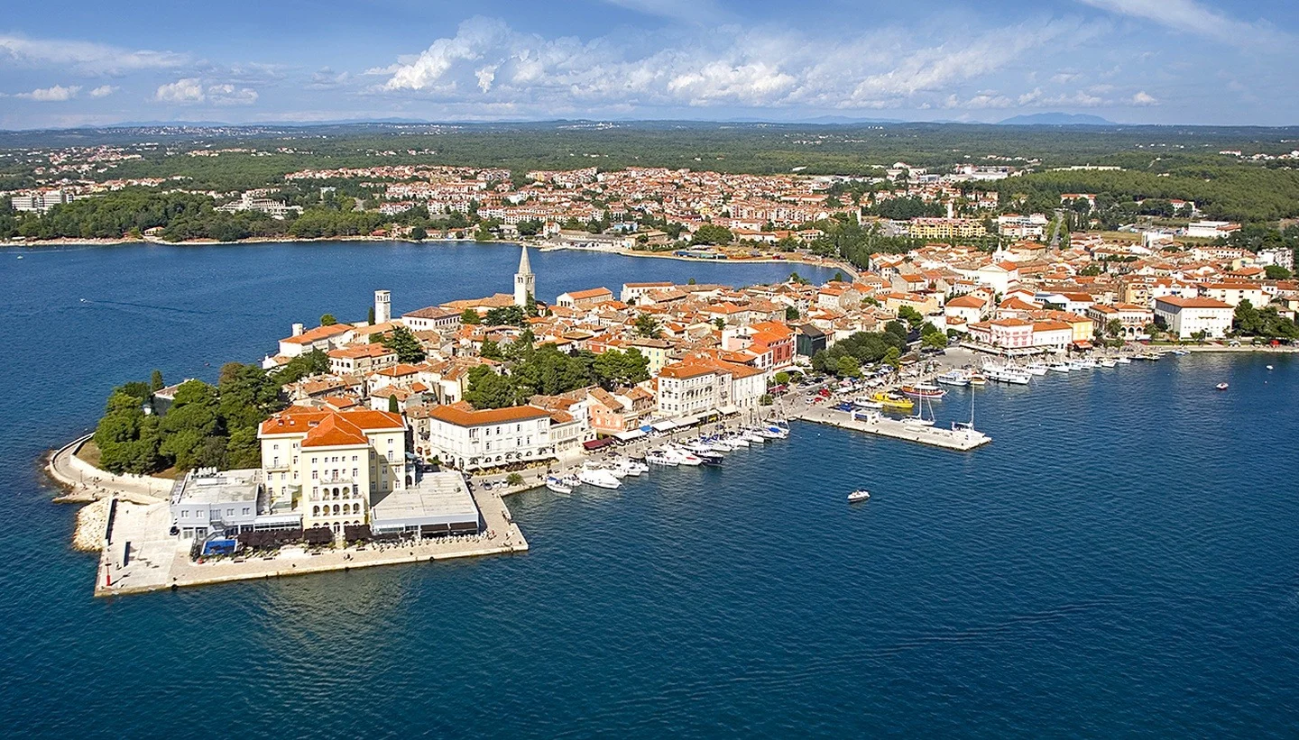 Pogled na Poreči obalu iz zraka