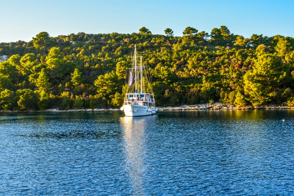 Exploring Hvar Town in Late Summer: Sunshine, Culture & Coastal Charm