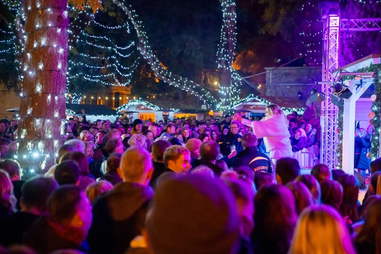Koncert na otvorenju Adventa u Poreču pred velikom publikom.