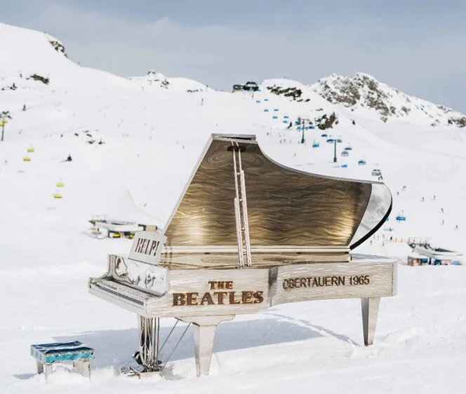 A Beatles-themed piano monument at the Gr&uuml;nwaldkopf mountain station
