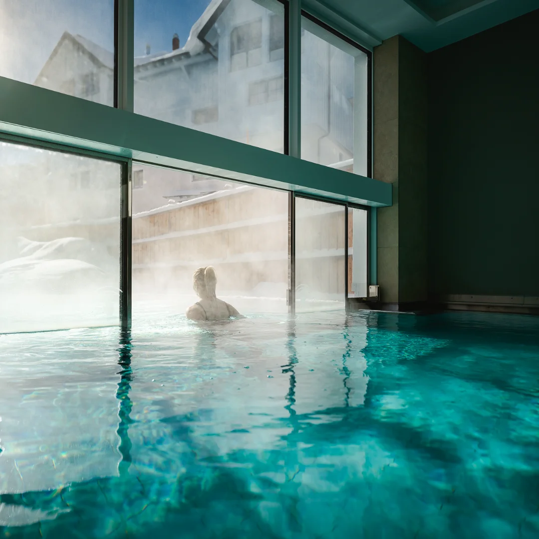 Indoor-outdoor pool at Valamar Obertauern Hotel