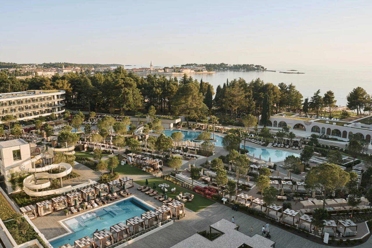 Panoramic view of Pical Resort 5* in Poreč, featuring swimming pools, Mediterranean greenery and views of the Adriatic Sea